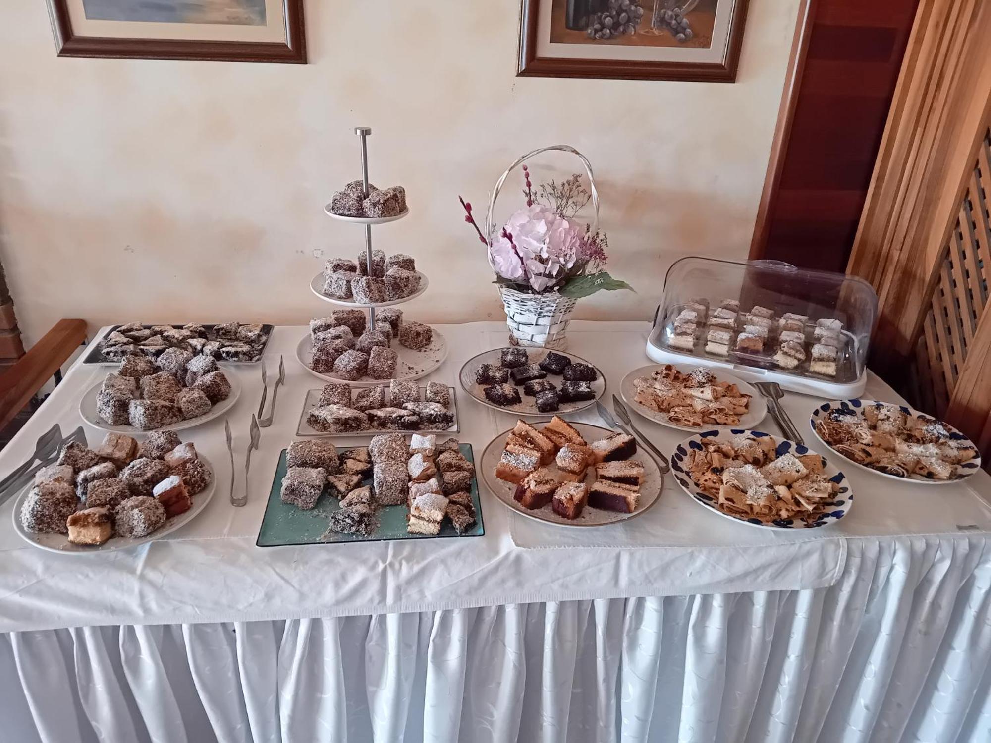 Hotel Galeb Čanj Екстериор снимка