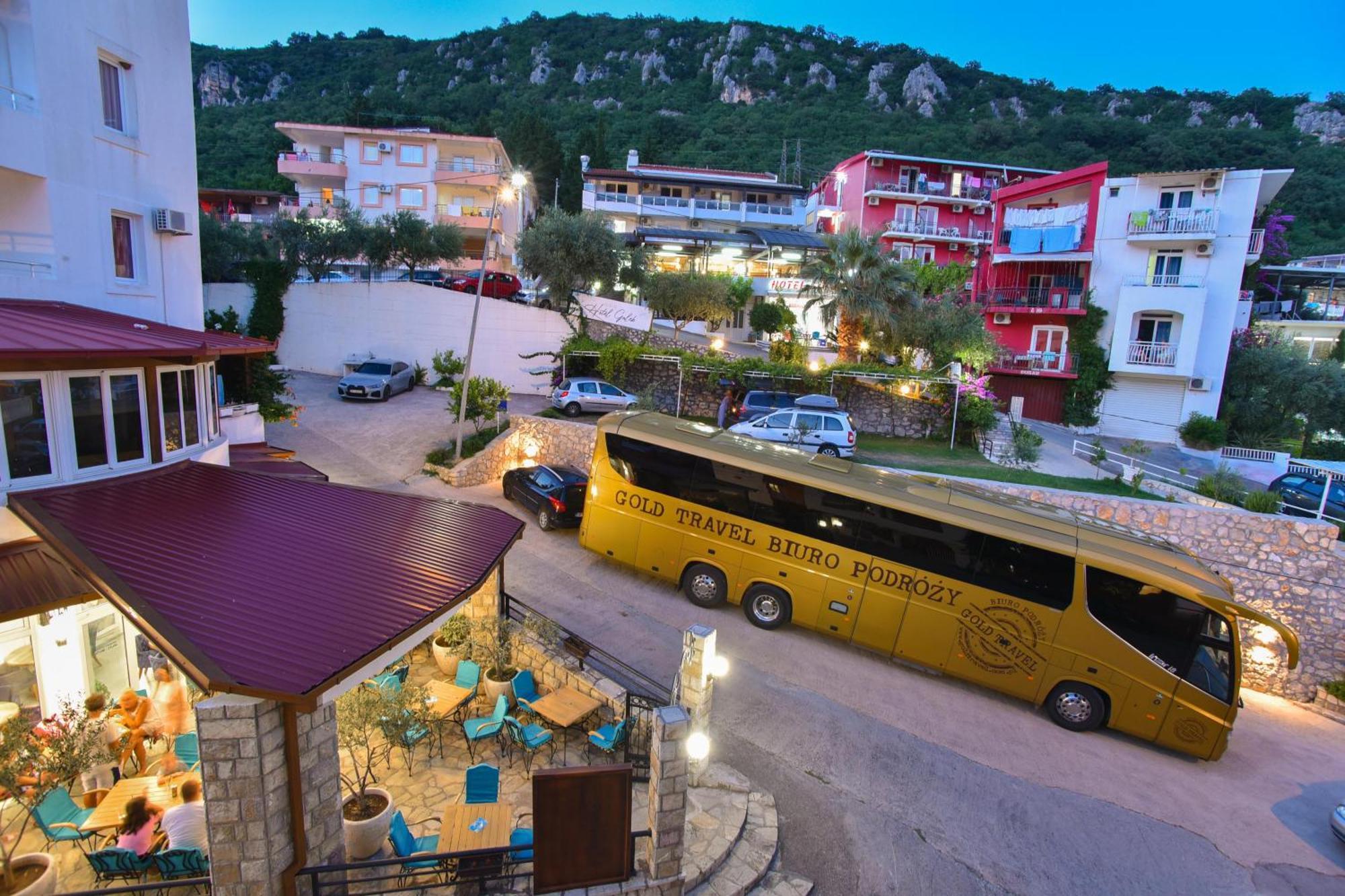 Hotel Galeb Čanj Екстериор снимка
