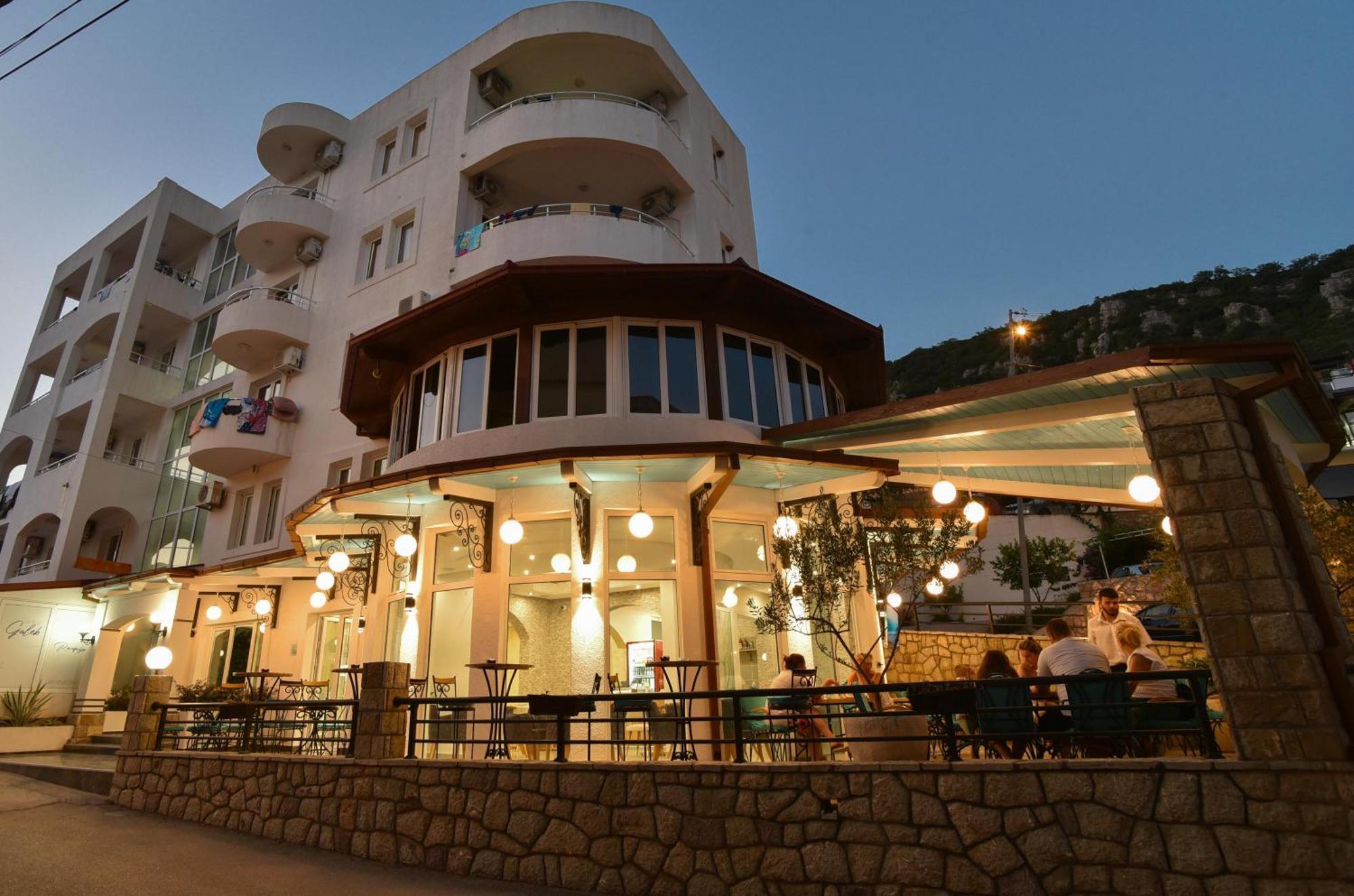 Hotel Galeb Čanj Екстериор снимка